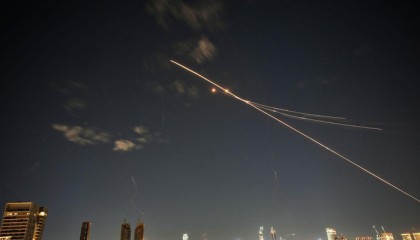 开云体育-美以空袭伊朗后，伊朗威胁退出 2026 世界杯，国际足联发声密切关注_新浪新闻